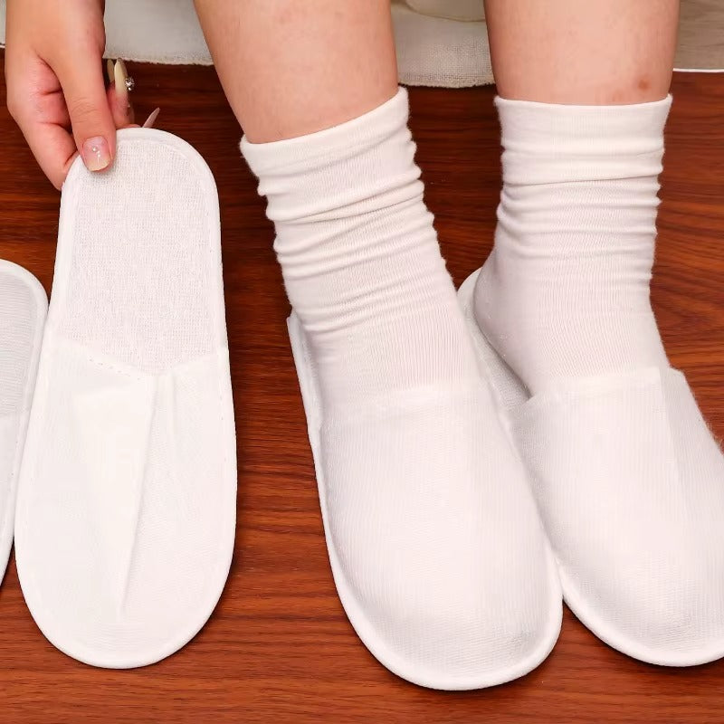 chausson mixte hotel gros plan